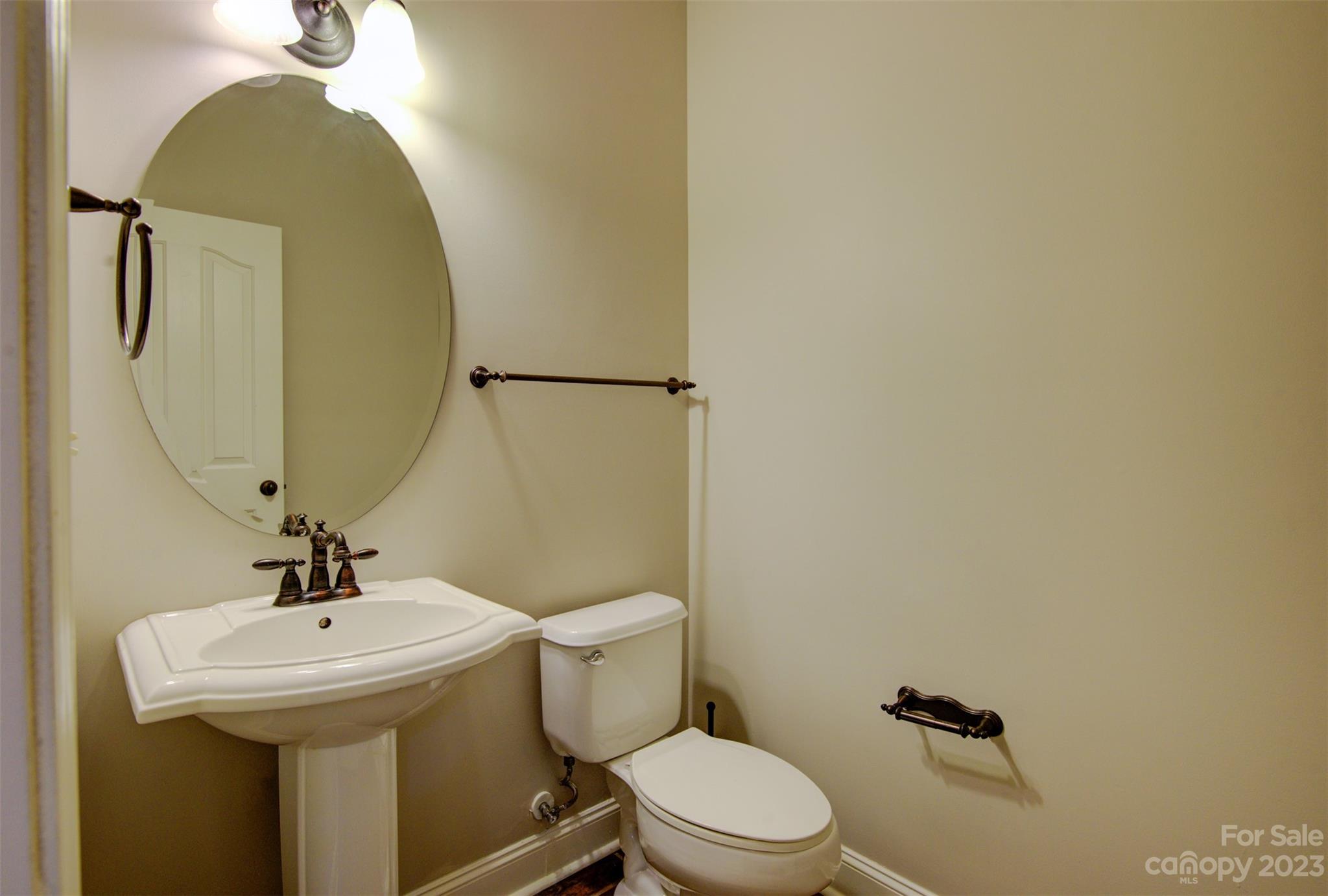 10318 Glenburn Lane Charlotte NC 28278 4063512