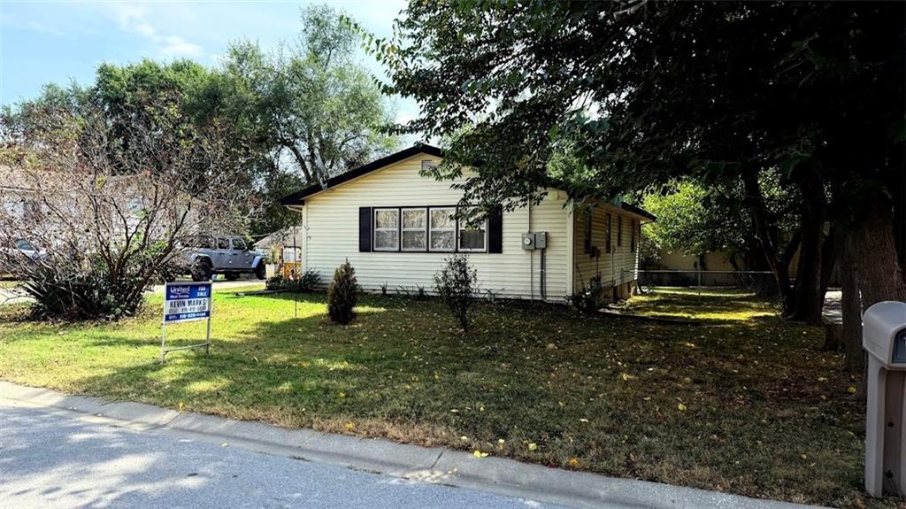 327 E Longfellow Street