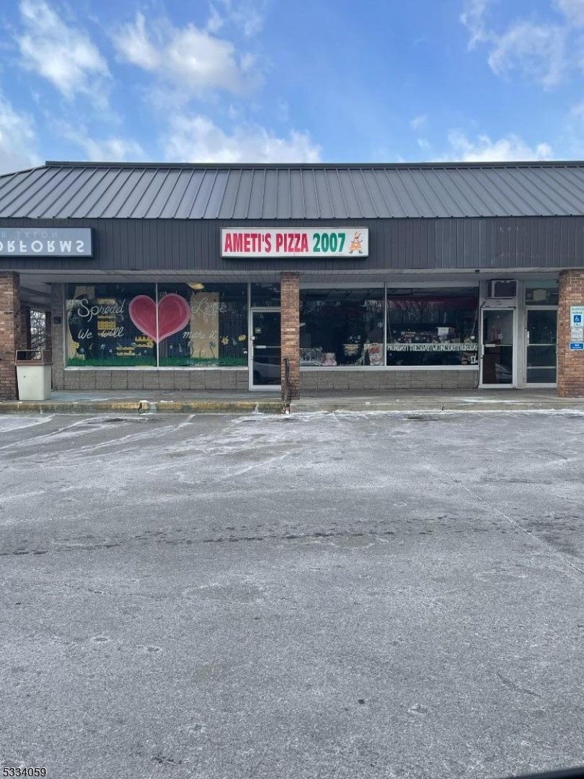 166 Newark Pompton Tpke