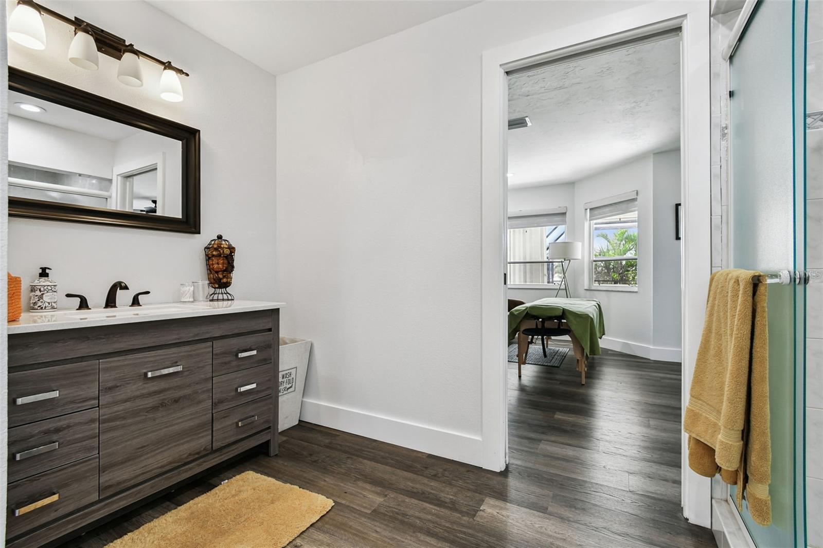 225 Harbor House Drive