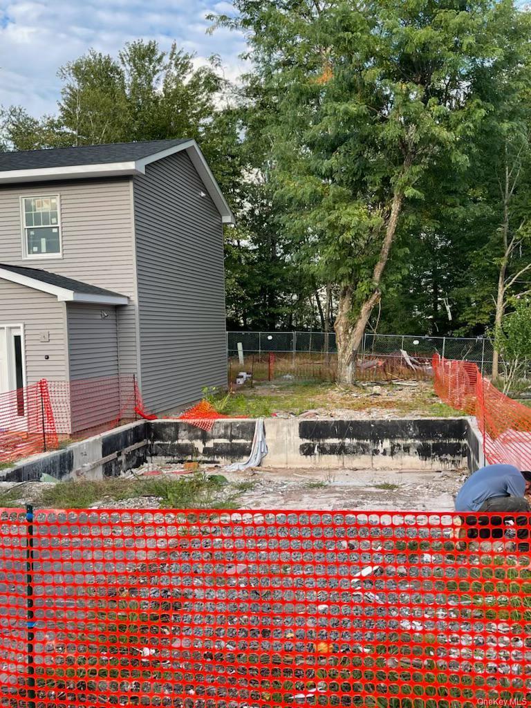14 James Place