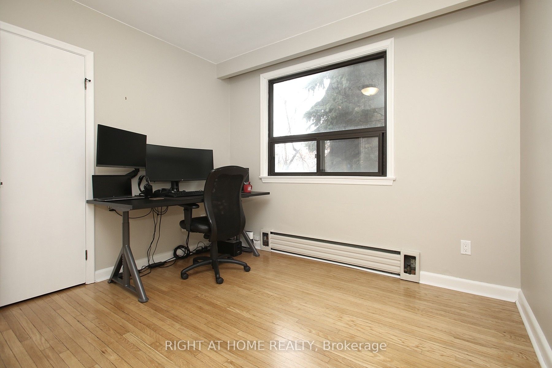 339 E Sheppard Ave 2