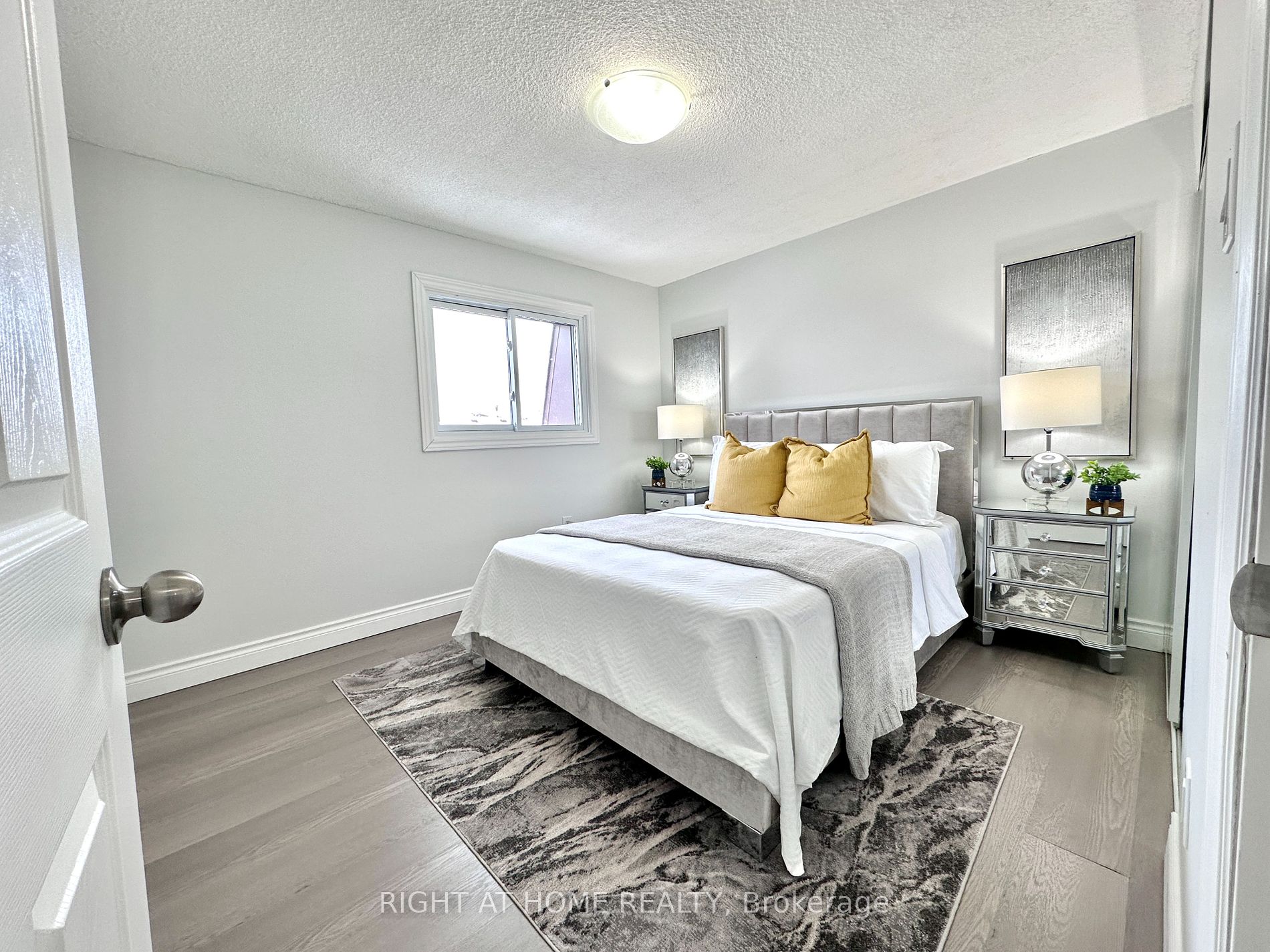 500 W Stone Church Rd C-03