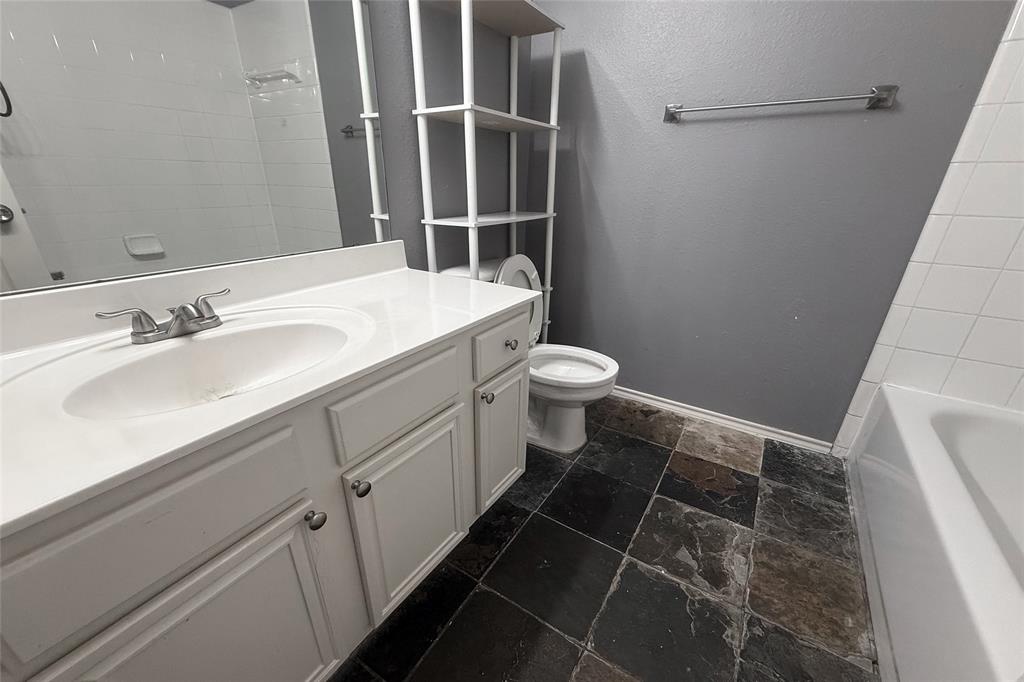 7926 Greengate Drive