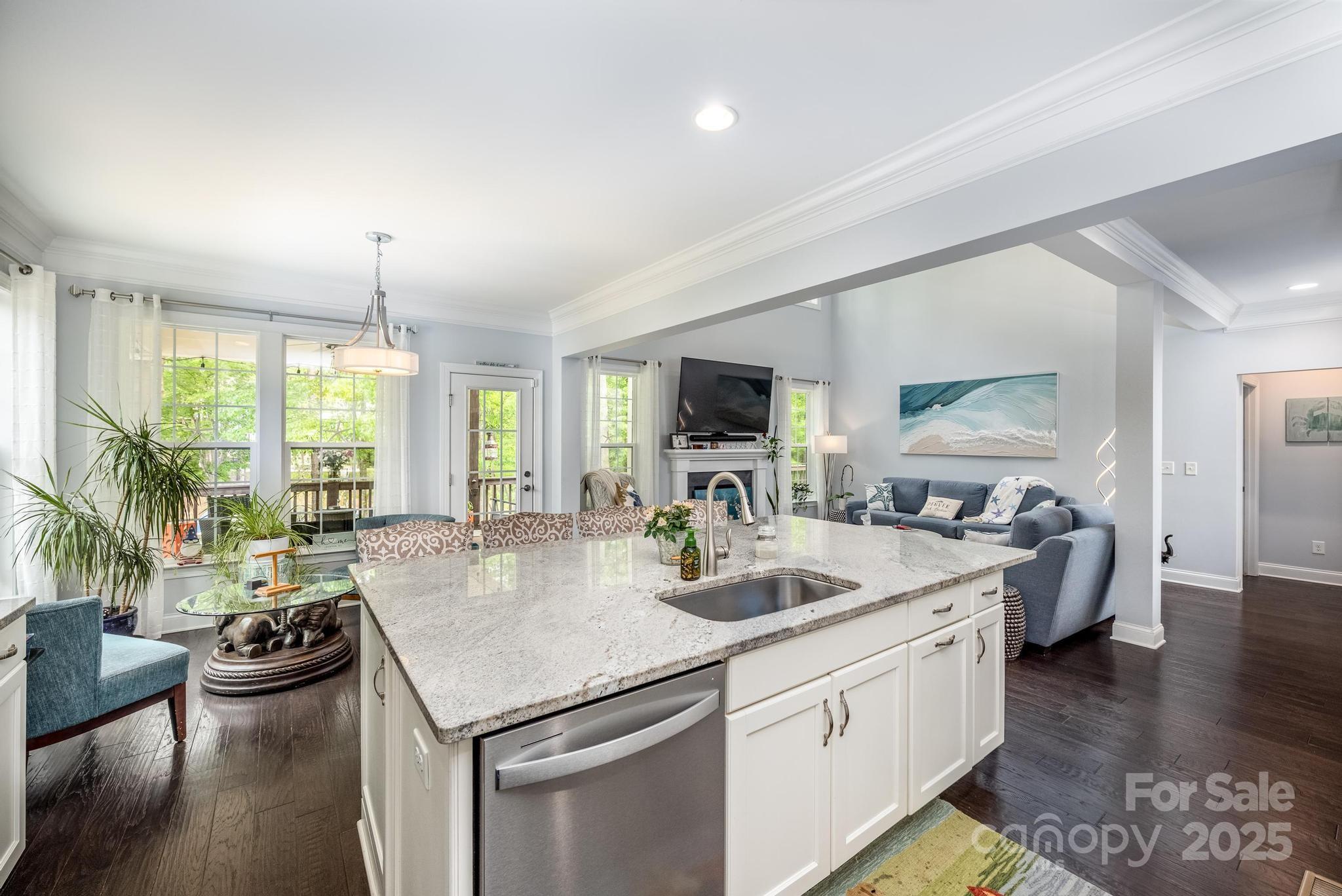 3992 Blue Dory Lane