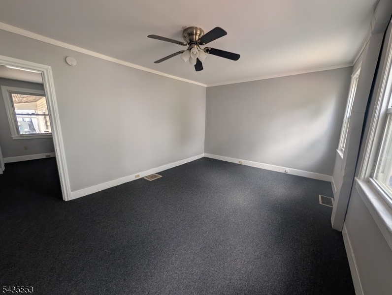10 Randall St