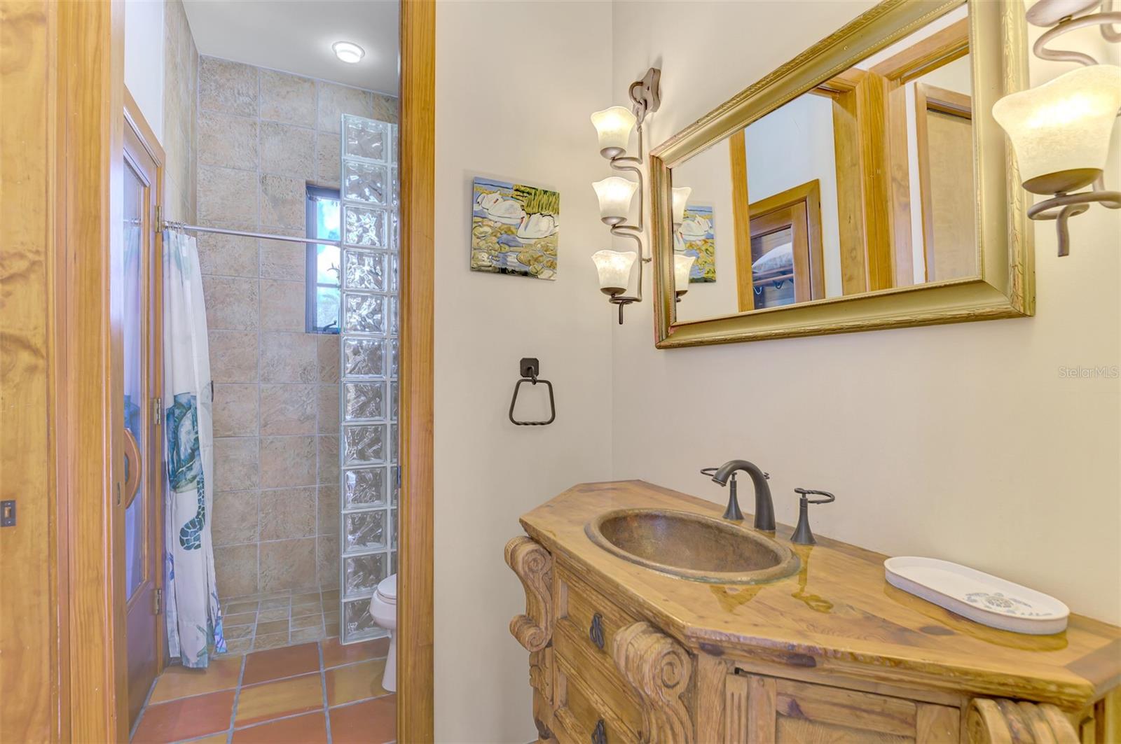 3060 Rivershore Lane