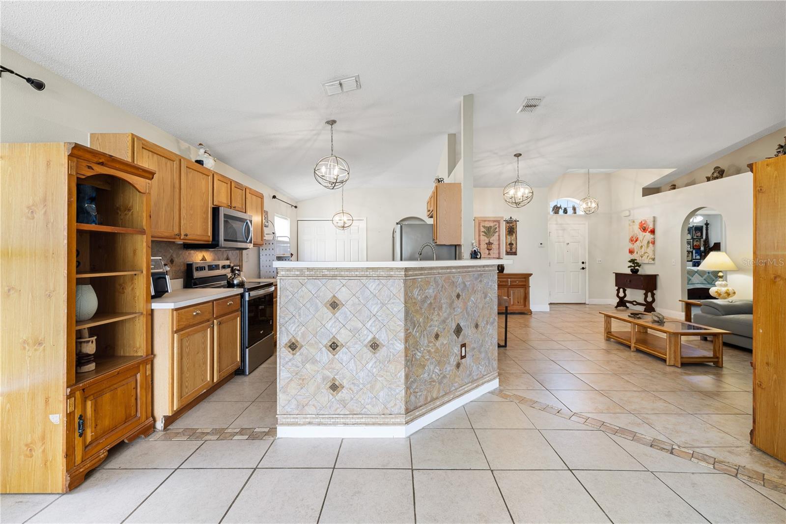 2912 Belle Lane