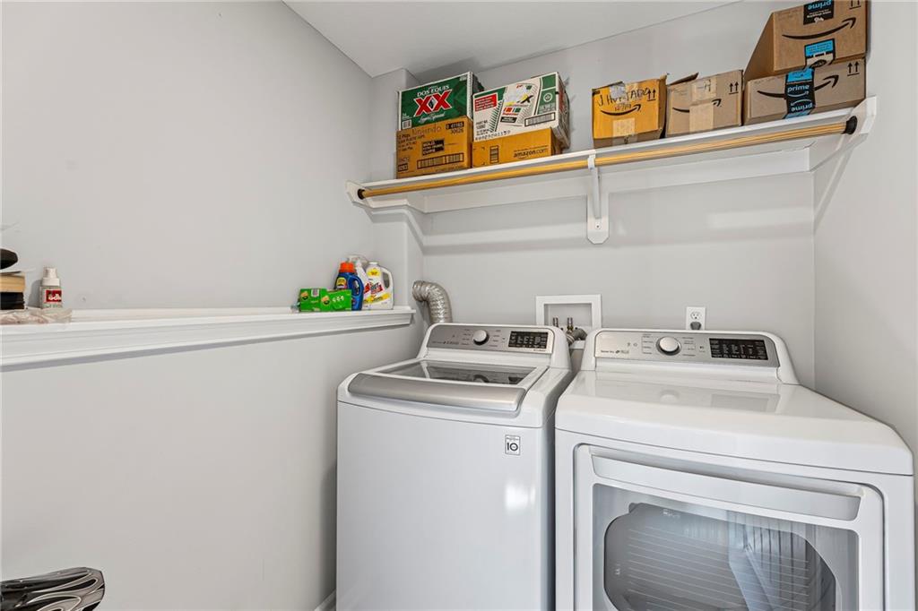 6720 N Cypress Avenue