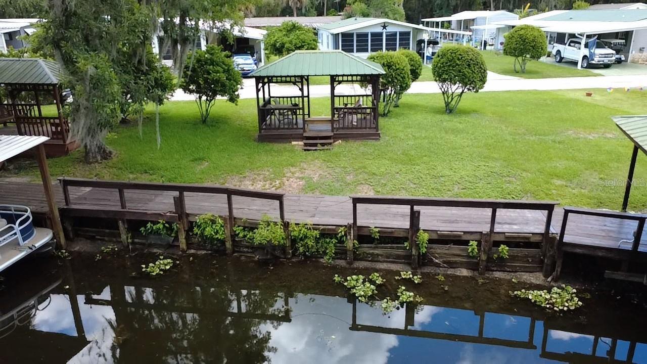 52 Outlet Drive
