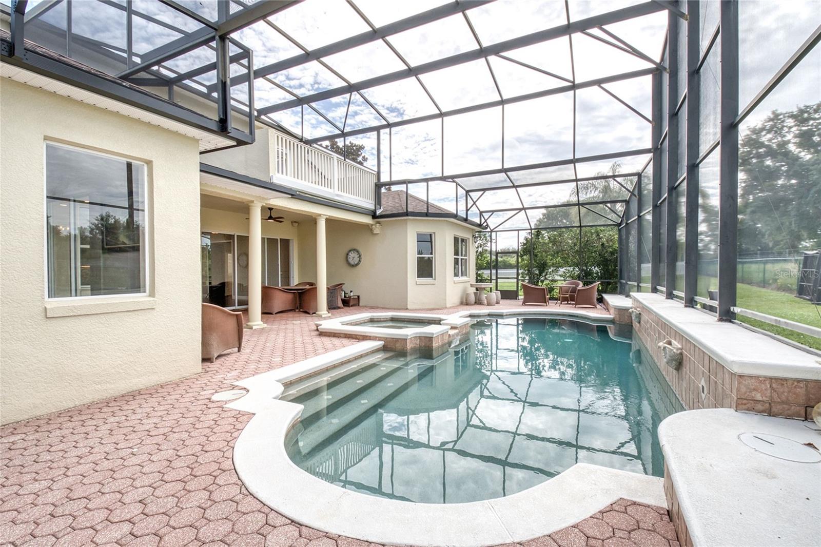 2924 Majestic Isle Drive