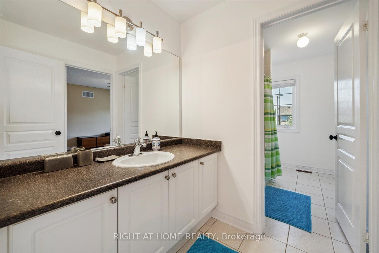 77 Auburndale Dr