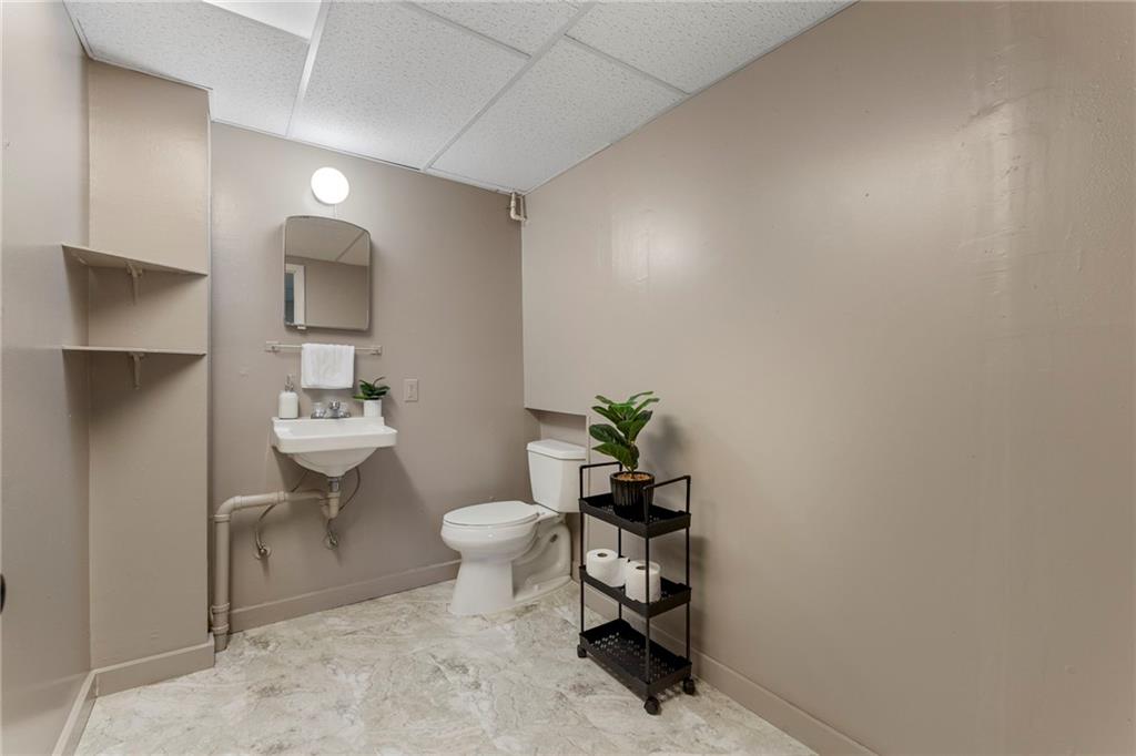 32241 NE Neosho Road