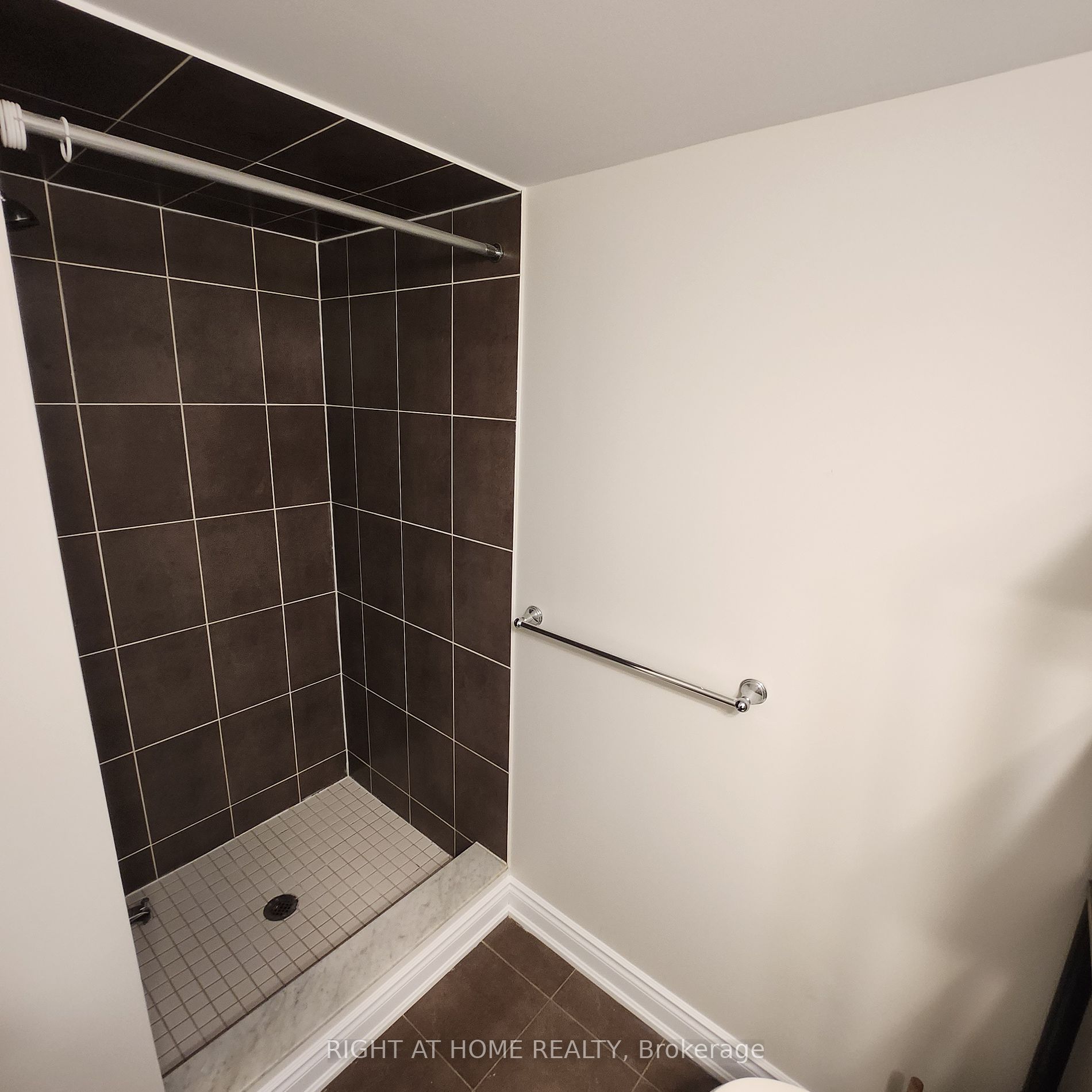 1420 Dupont St 604
