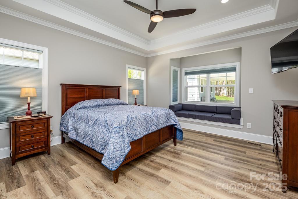 4594 N Wynswept Drive