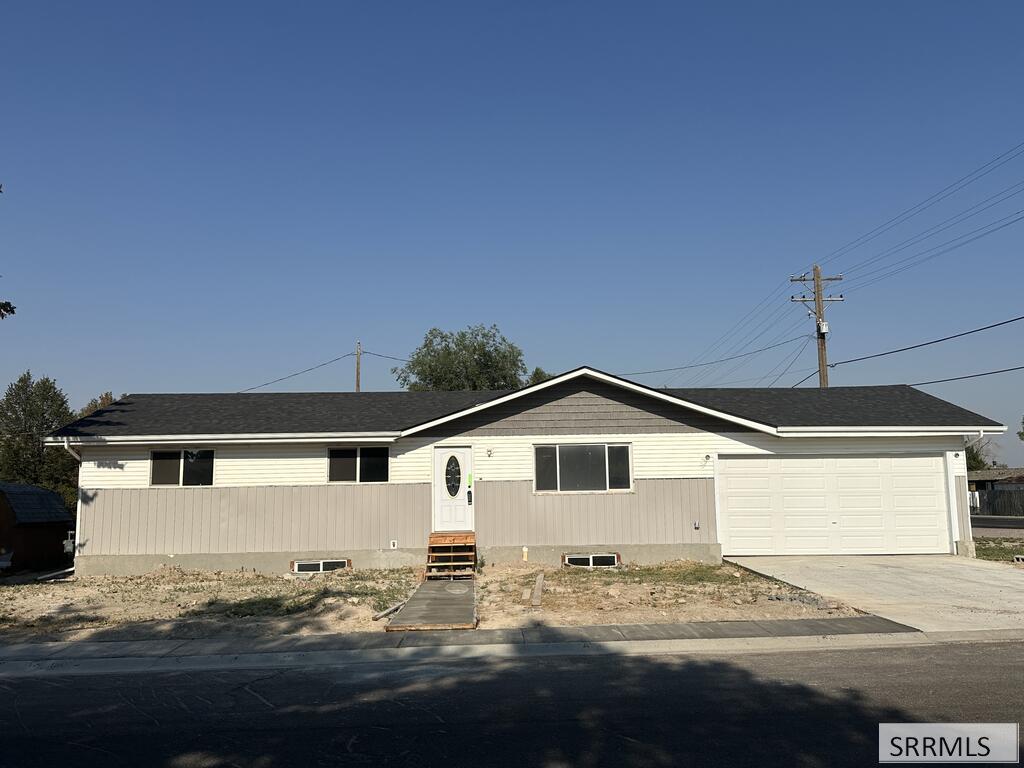 3975 Henderson Lane
