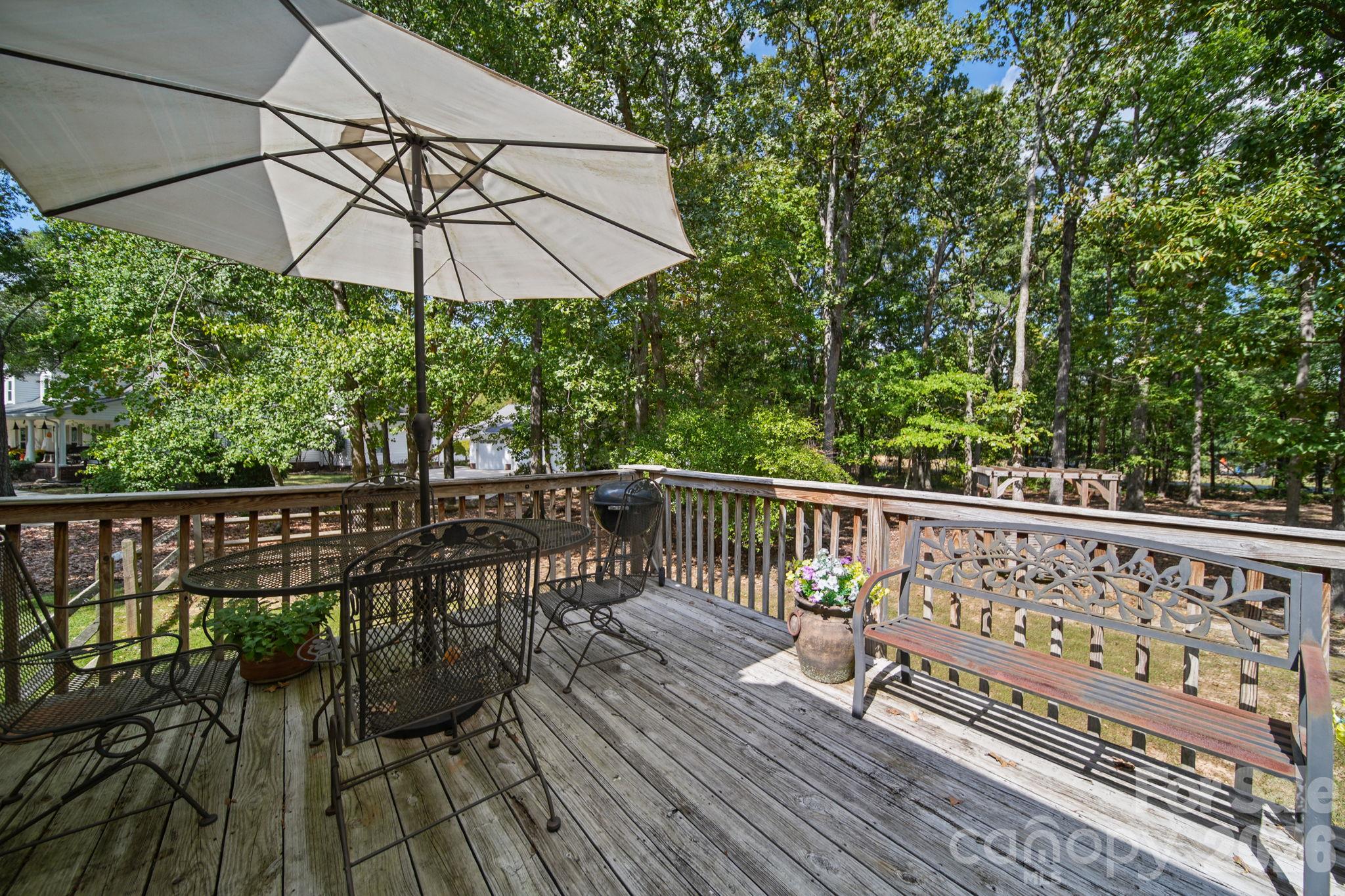3070 Beech Court 77