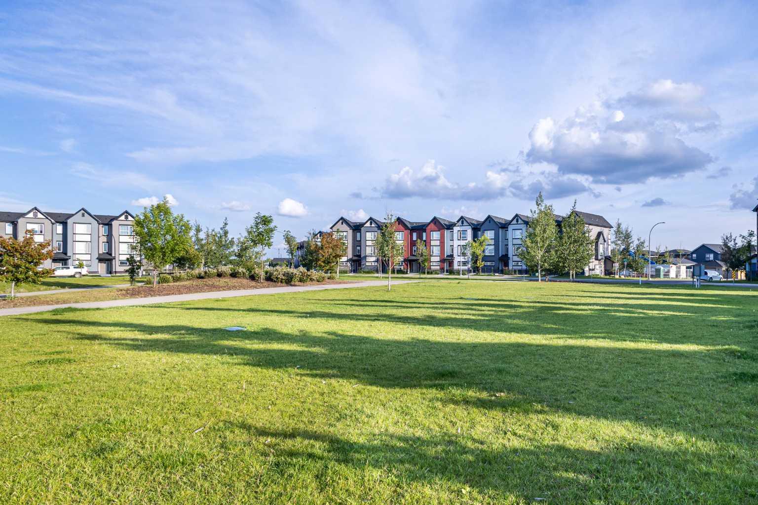 11 Evanscrest Mews NW 208