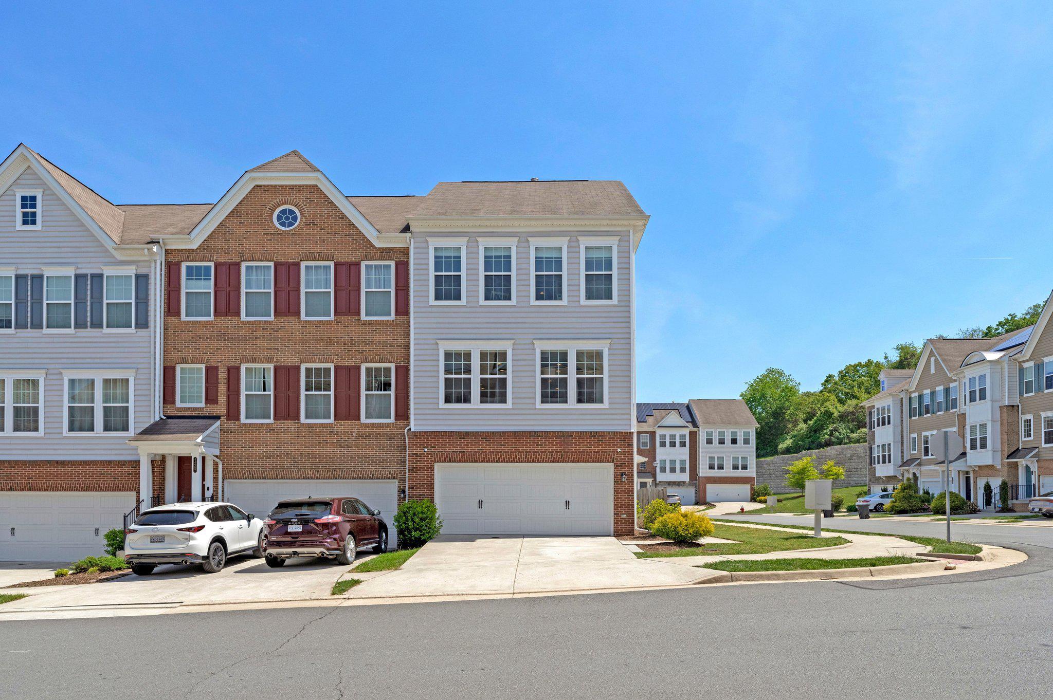 Welcome to this stunning end-unit townhome where elegance meets everyday comfort. Nestled in a quiet neighborhood in the heart of Ashburn, this beautiful 3 bedroom, 4 level townhome is the perfect blend of luxury and charm. Thoughtfully designed interiors blend sophistication with functionality, featuring spacious gathering areas, a beautiful kitchen and large light-filled windows adding to the tranquility of the home. The bright, open floor plan, generously sized bedrooms, added office space and a 4th level modern loft and outdoor terrace provide plenty of space to relax, work and entertain. Conveniently located close to premier shopping, dining, parks (Bles park) and top-rated schools. Easy access to One Loudoun and Dulles Airport. With its thoughtful layout, modern finishes and prime location, this home offers an exceptional lifestyle in one of Loudoun County's most desirable areas.