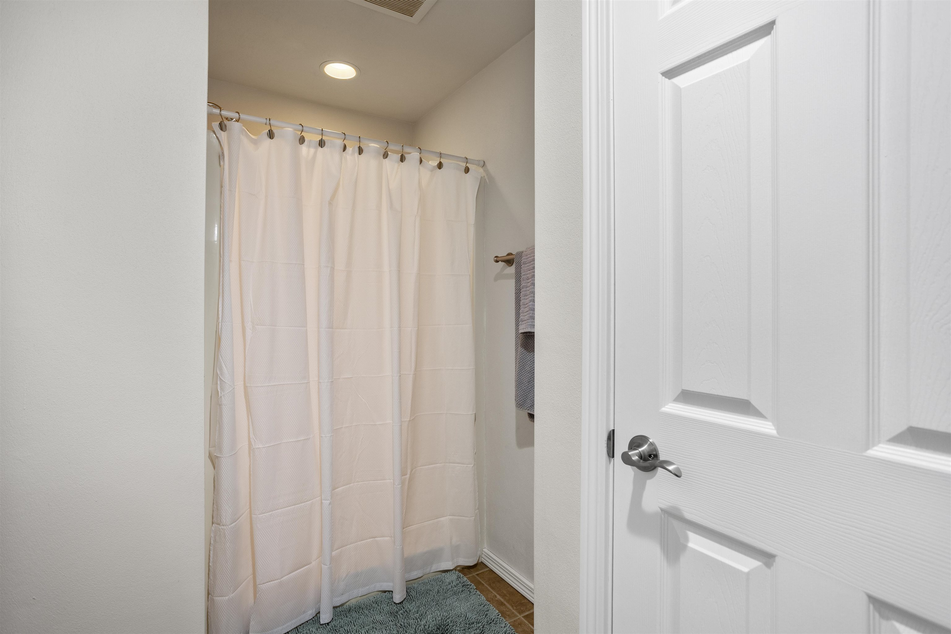 1501 E WYNDMERE Drive