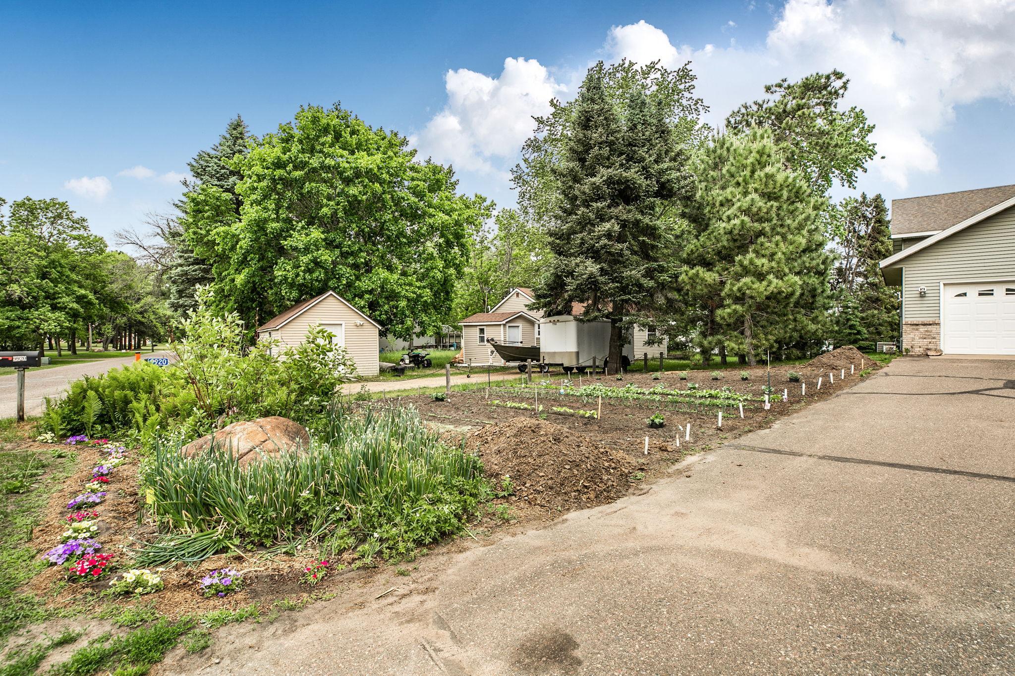 9900 W Lake Court