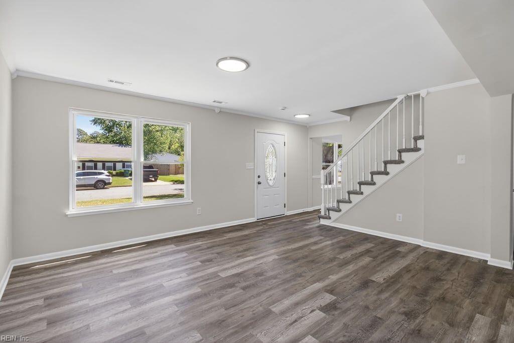 341 Malden Lane