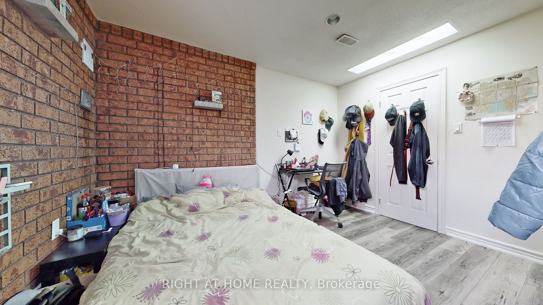 94 Belgravia Ave
