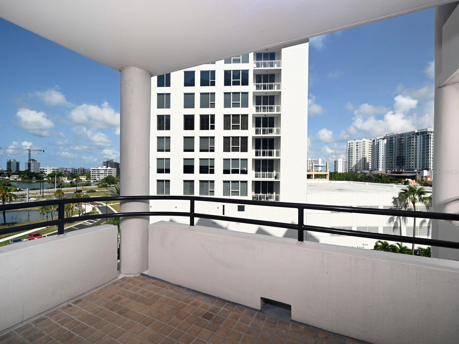 1255 N Gulfstream Avenue 502