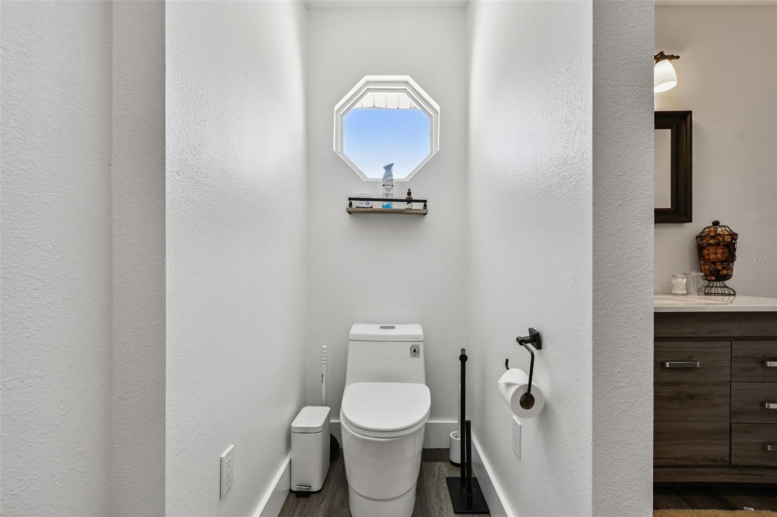 225 Harbor House Drive