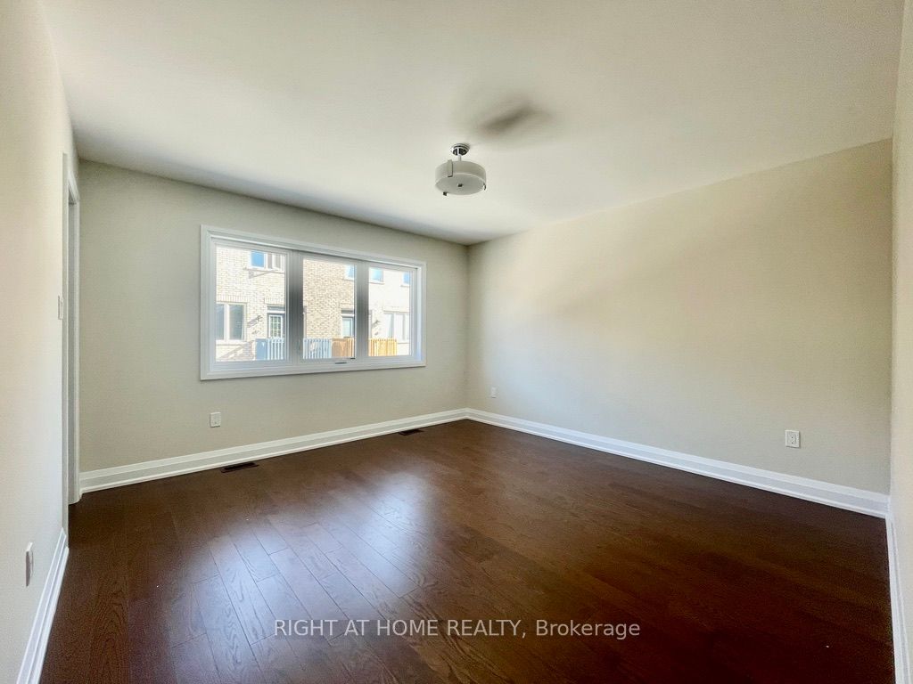 23 Sweet Cicely St
