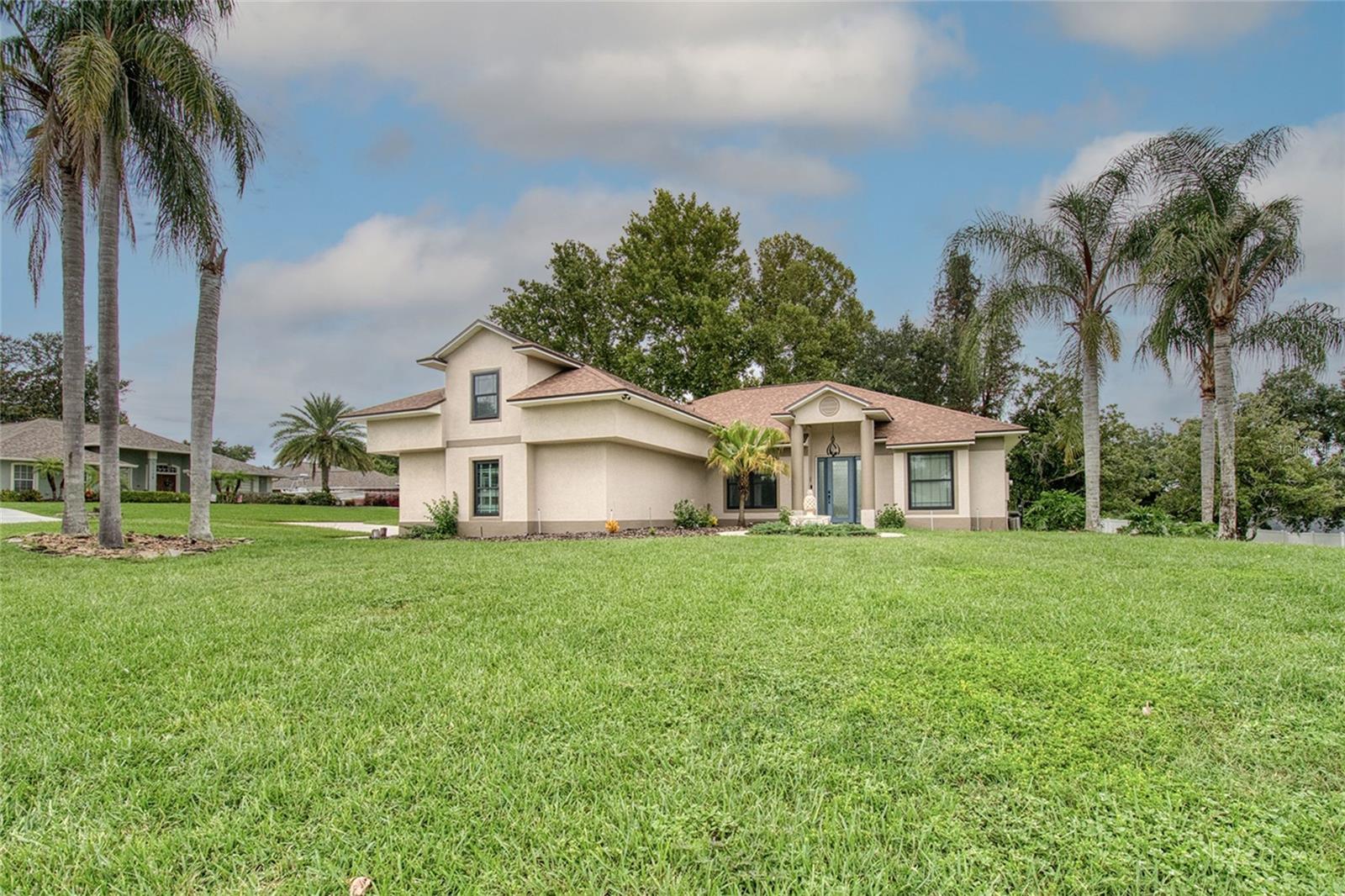 10537 Versailles Boulevard