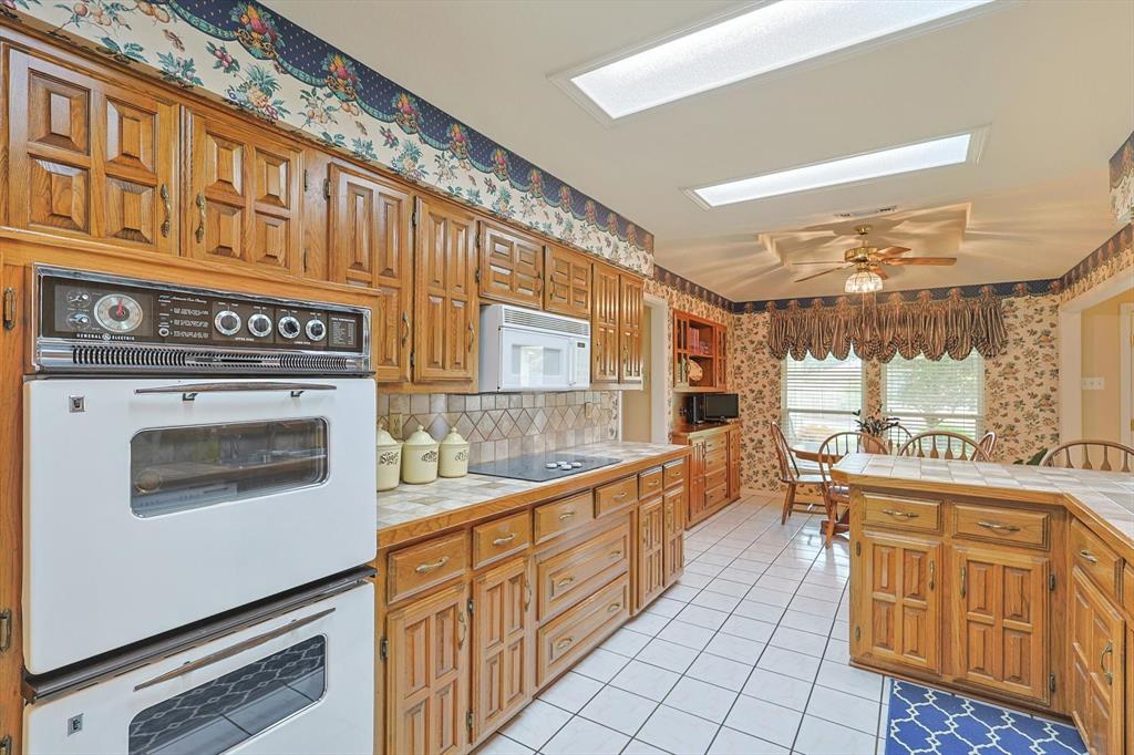 1512 Estates Way