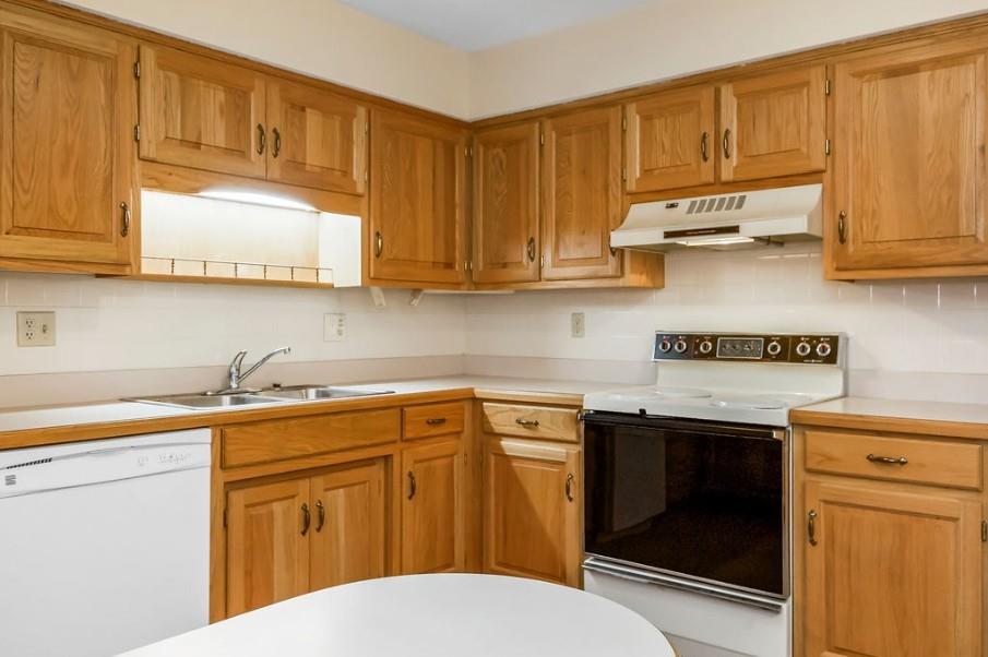 6612 NW Revere Drive