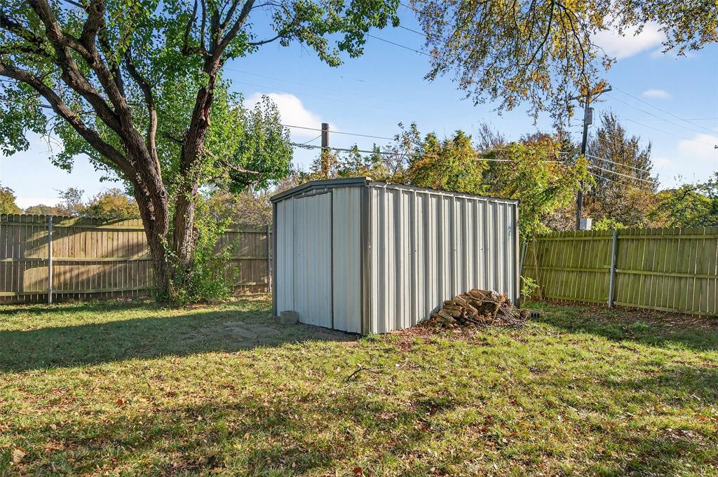 143 N Imperial Drive