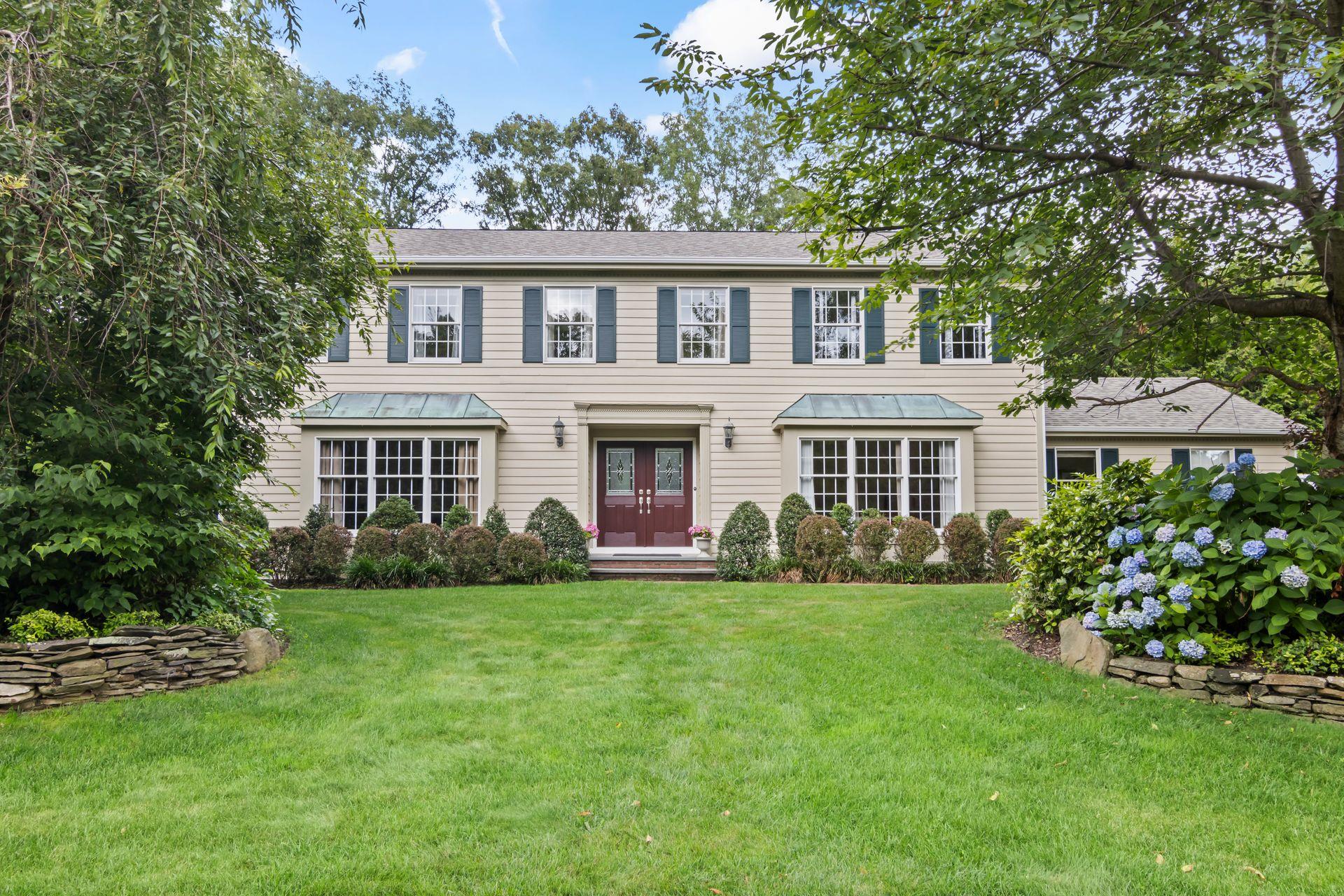 2 Saybrook Court