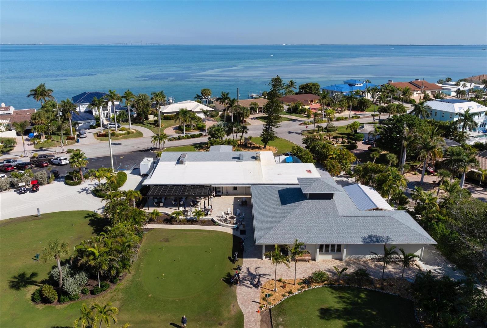 607 North Point Drive