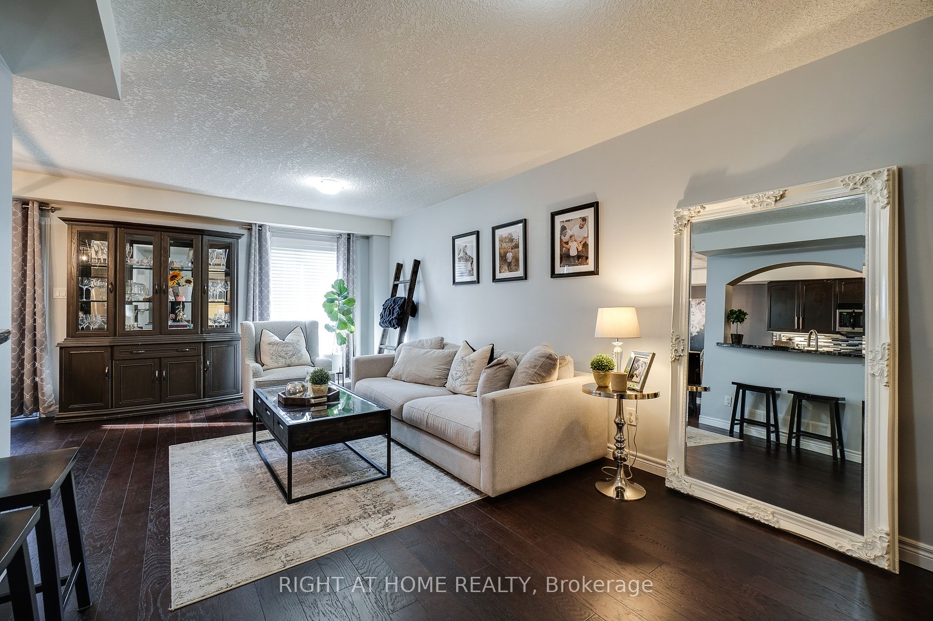 70 Highgate Dr 12