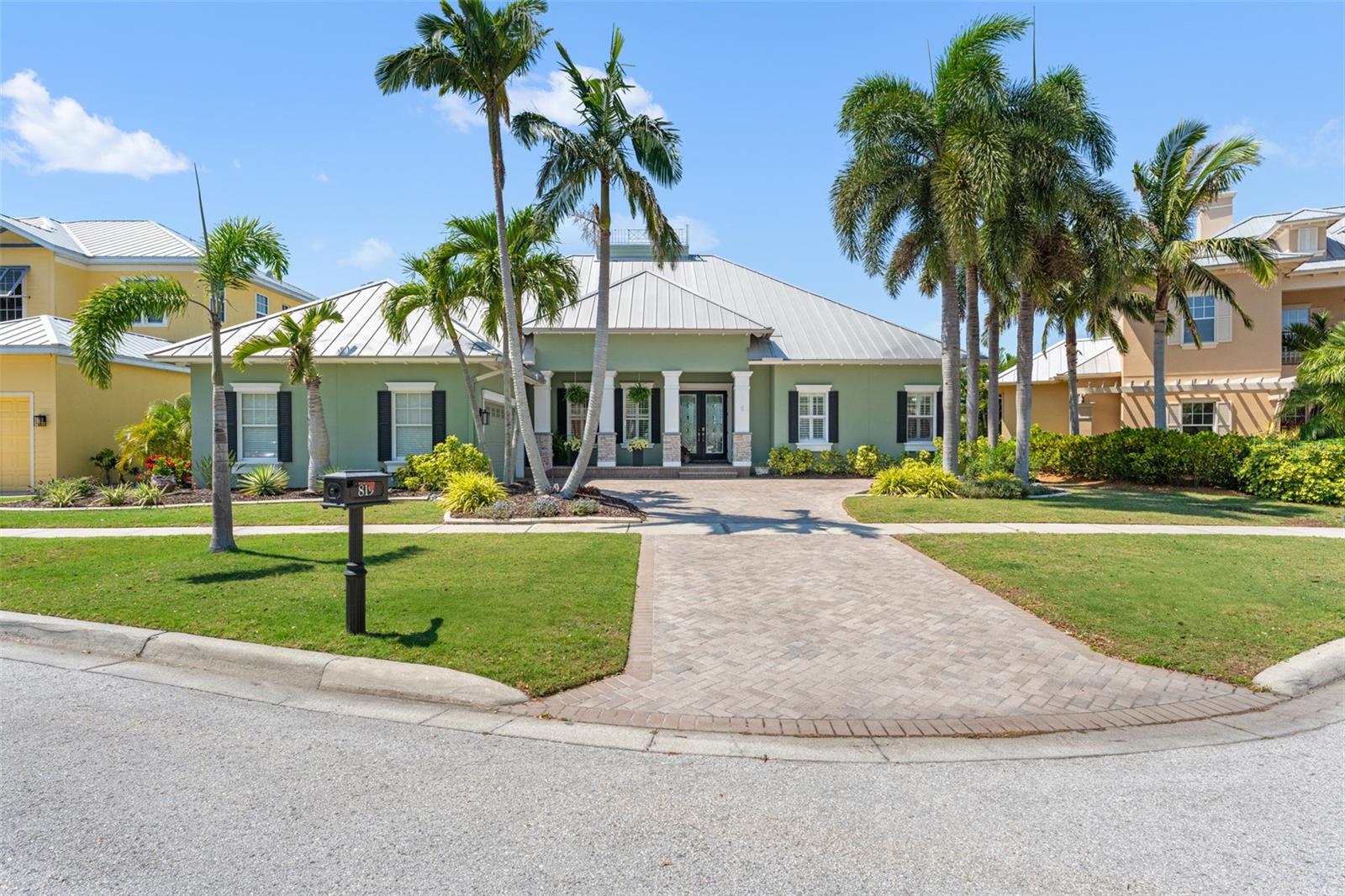 819 Islebay Drive