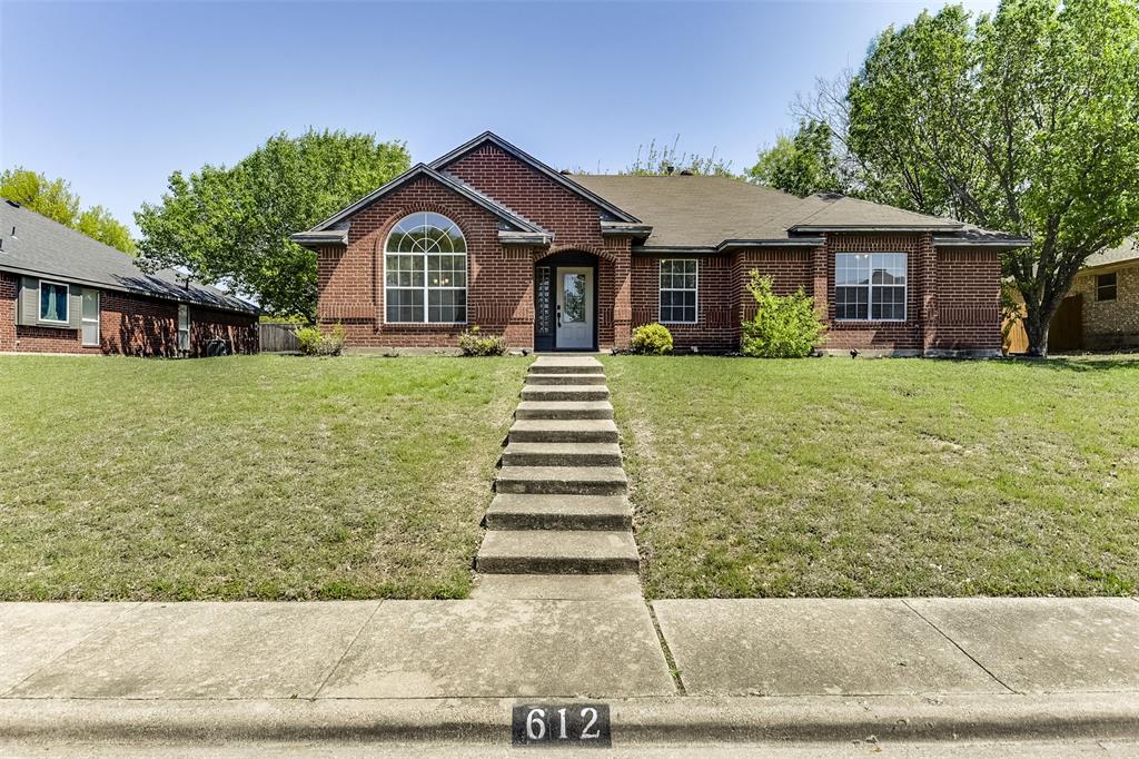 612 Inglewood Trail