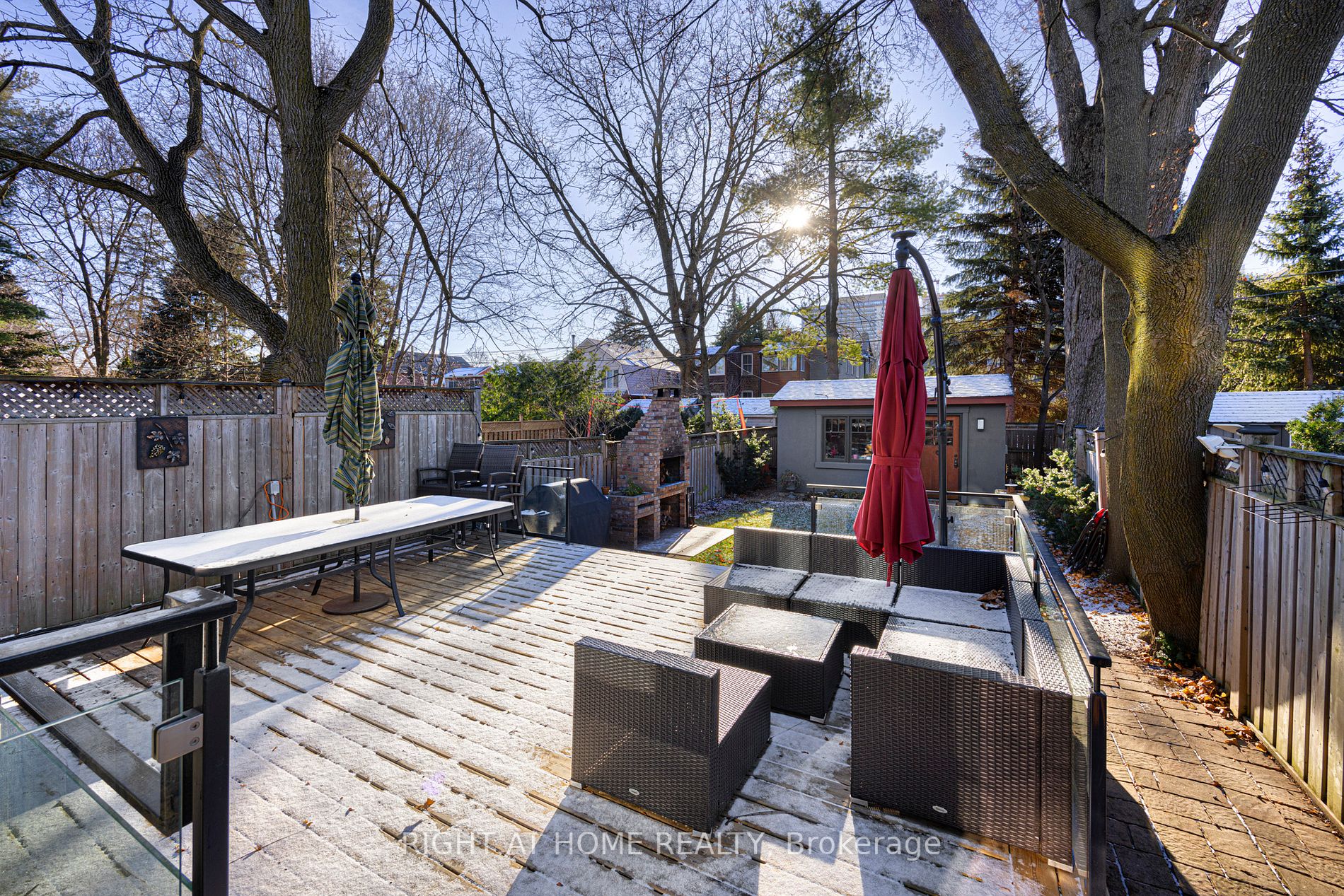 55 Stibbard Ave