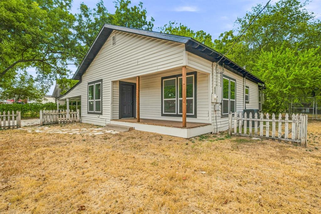 403 N Gaither Street , Glen Rose, TX, 