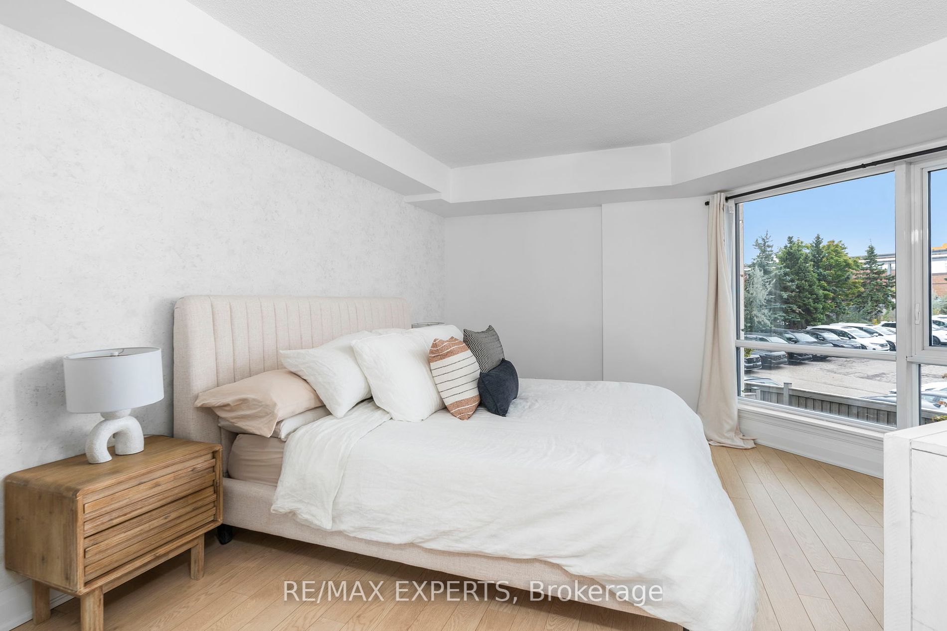 24 Woodstream Blvd 102