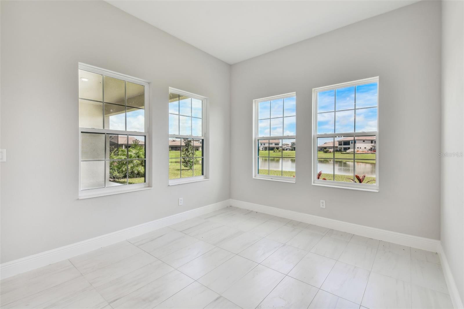 11239 Rustic Timber Loop