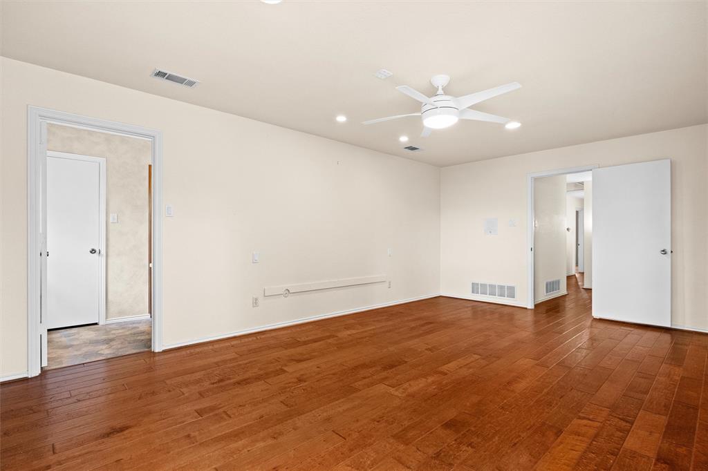 2607 Augusta Lane
