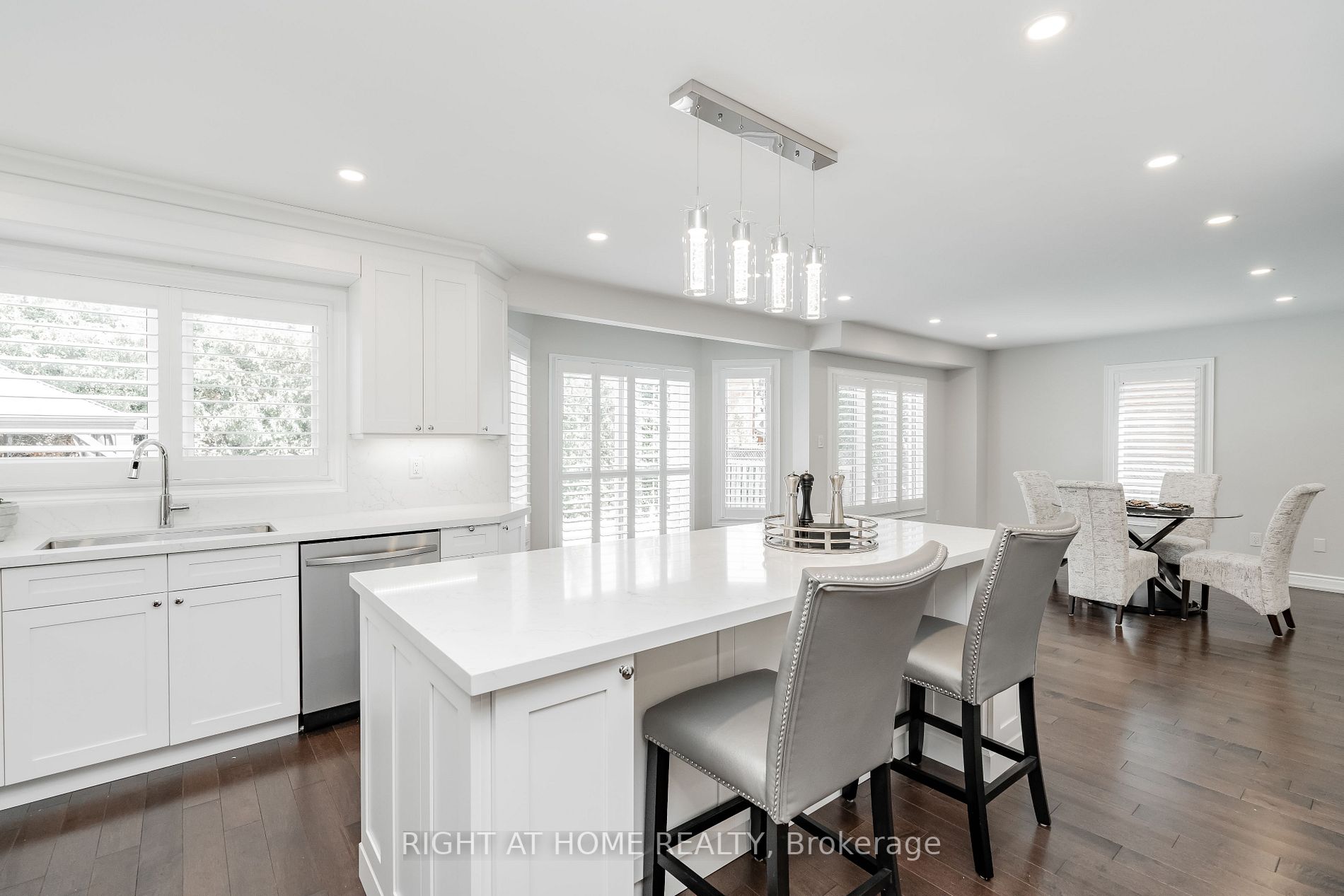 5389 Ruperts Gate Dr