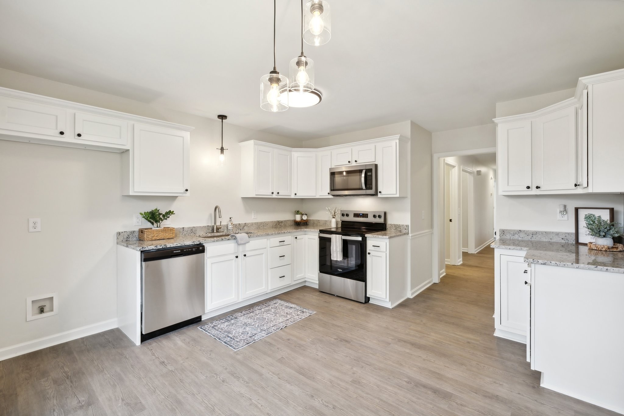 319 Shadowood Dr