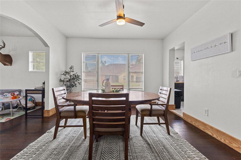 588 N Arapaho Avenue