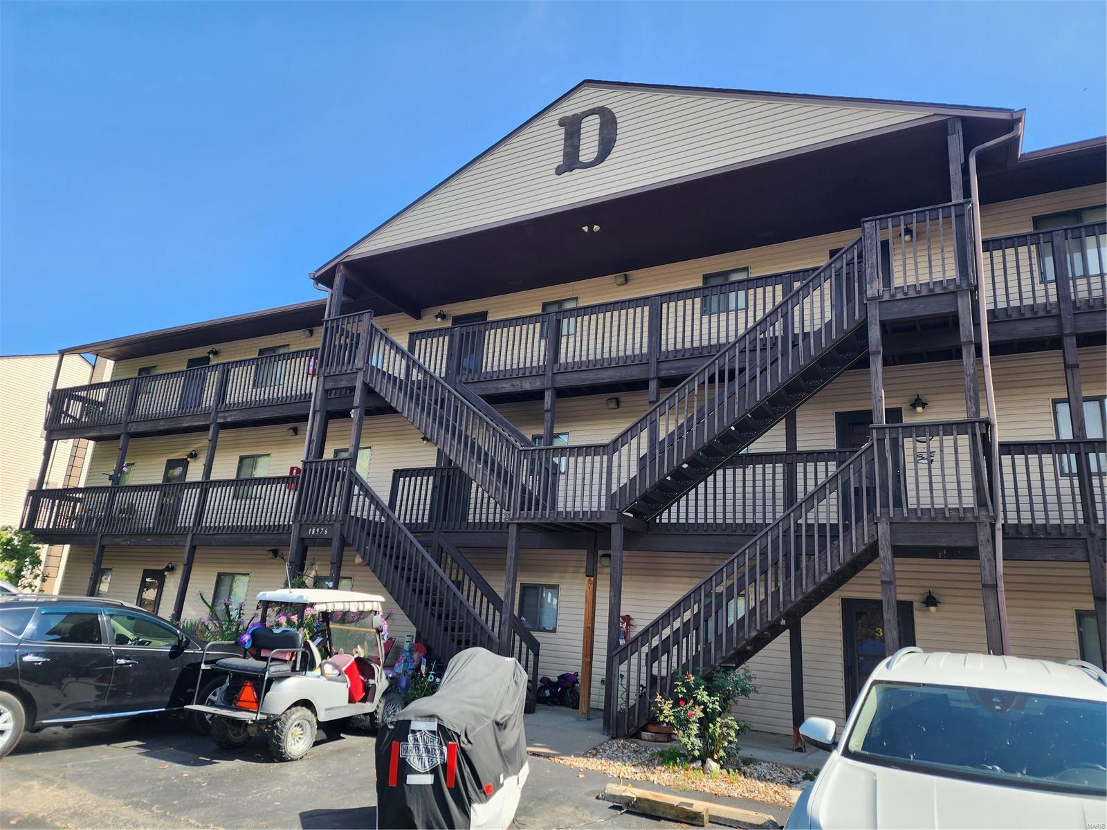 18976 Pine Lake Road D10