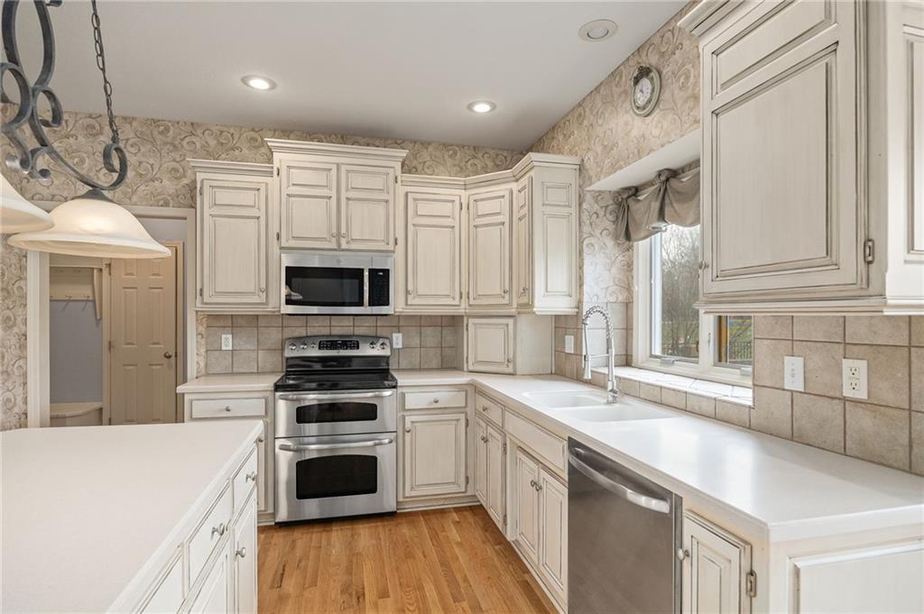 5619 NW 108th Terrace