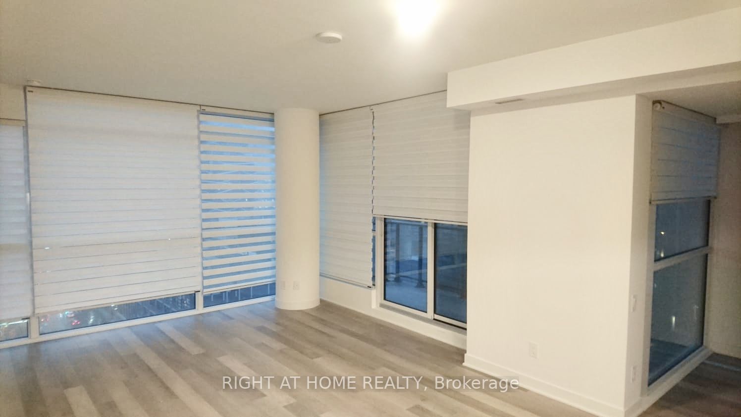 290 W Adelaide St 1310